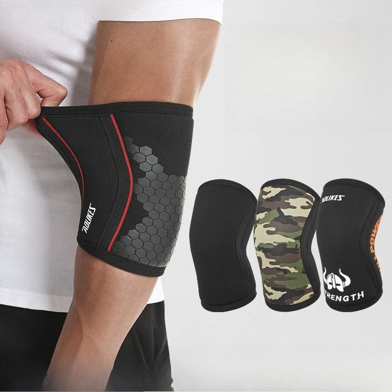 Compression Elbow Sleeve in Thickened Neoprene